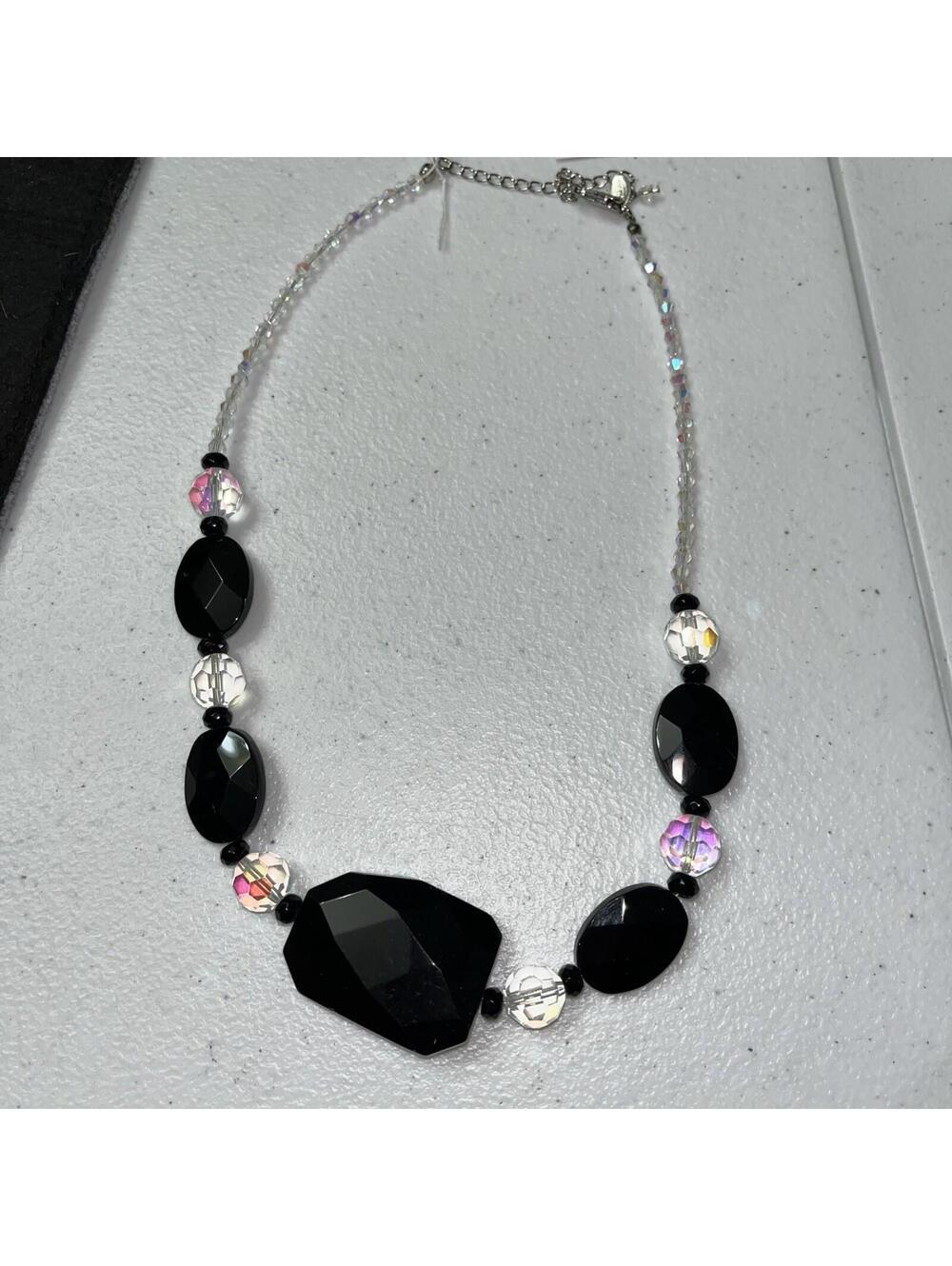 Park Lane Socialite Onyx And Crystal Necklace 16 Inches